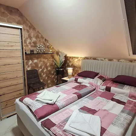 Betti Lux Hajdúszoboszló